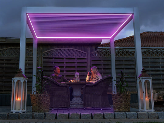 pergola-bioclimatica-pergolux-autoportante-luzes-led-luz-rgb-rosa